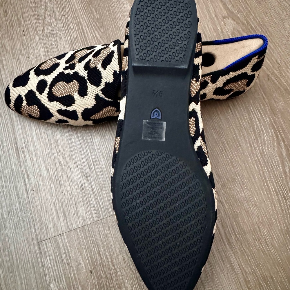 Leopard Print Women's Loafers - Picture 5 of 8
